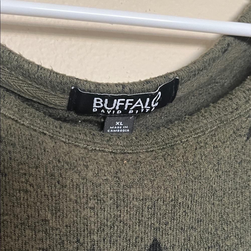 Green and Black Star Buffalo David Bitton Women’s Long Sleeve Top XL - Picture 2 of 4